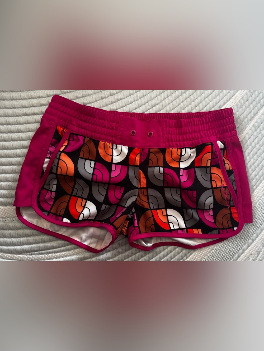 The North Face Women’s Shorts Medium. Missing Drawstring